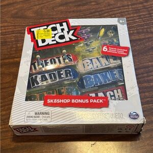 Tech Deck - Baker Set (Really bad box)